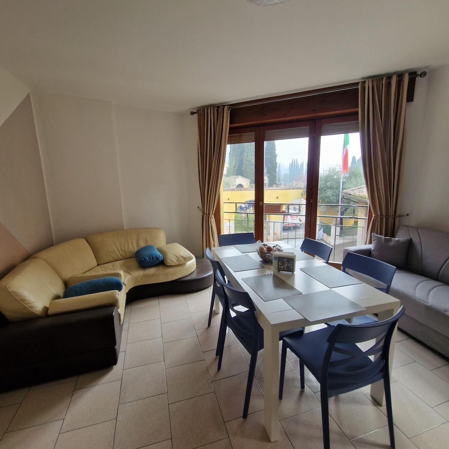 B&B Al Vittoriale Da Maja Gardone Riviera Eksteriør bilde