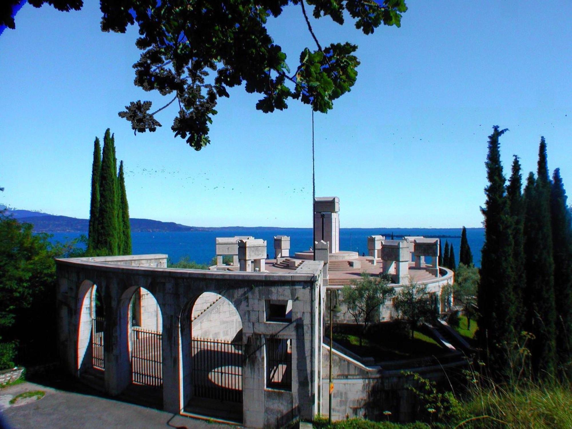 B&B Al Vittoriale Da Maja Gardone Riviera Eksteriør bilde