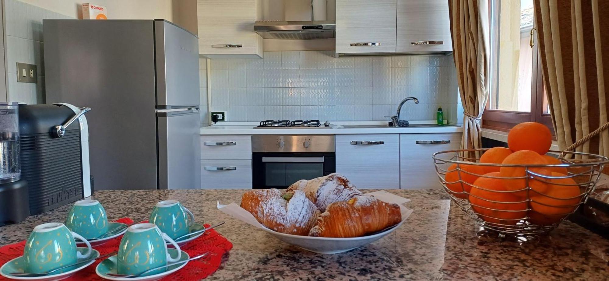 B&B Al Vittoriale Da Maja Gardone Riviera Eksteriør bilde